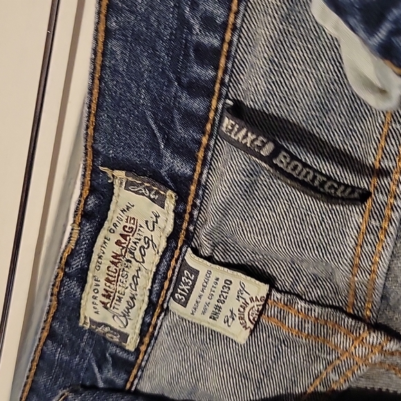American Rag Relaxed Boot Cut Jeans - Picture 2 of 4